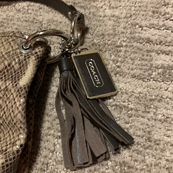 Coach purse - Picture 3 of 10